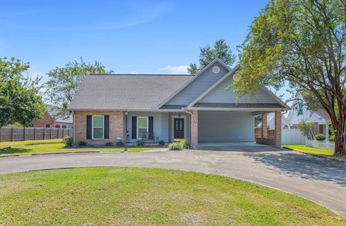 Westlake House | Cozy 3 BR Riverfront home in Westlake just minutes from downtown Lake Charles