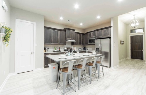 Sienna Plantation House | Cozy 4BR Home in Fox Trail｜Pet-Friendly｜Green Backyard｜Lease Flexibility#41189