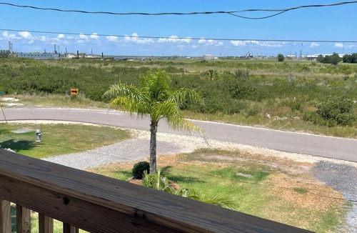 Grand Isle House | Cozy beach house