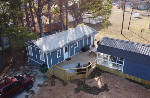 Nocona Cabin | Cozy Cabins close to the Lake