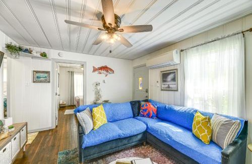 Rockport House | Cozy Cottage w/Patio < 2 Mi to Rockport Beach!