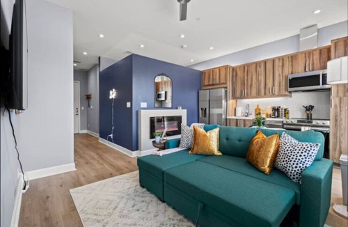 Cedars Apartment | Cozy Downtown Stay | Free WiFi + Parking NEW