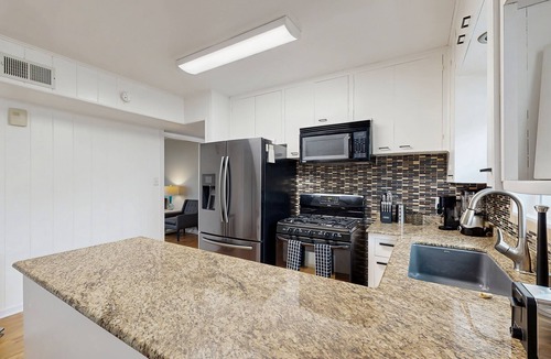 Fulton House | Cozy family-friendly house with BBQ, WIFI, dog-friendly, close to the Bay