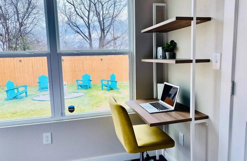 Near East Side House | Cozy Home near Alamodome~Free Gated Parking~Kids Climbing Dome & Backyard games