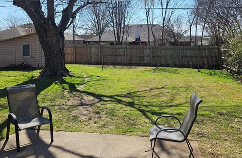 Greenville House | Cozy Home near downtown Greenville TX, Privacy Fence- See Promotional Rates