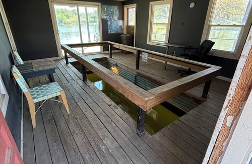 Kingsland Cabin | Cozy Lake Cabin with 2-bedrooms and BEAUTIFUL outdoor living space