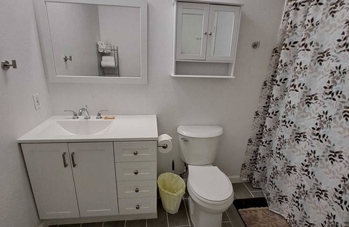 The Colony Apartment | Cozy & Private StudioApt @northDFW - The Colony Long Stays Welcome! Up to 30%off