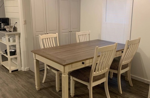 Leesville House | Cozy, Quiet 3B/2bath with large yard- SLEEPS 8! Just minutes from Fort Polk