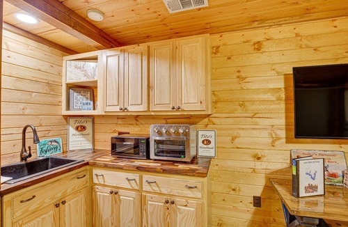 Quitman Cabin | Cozy Quitman Fishing Cabin Near Lake Fork!