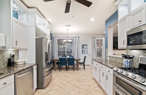 Lewisville House | Cozy & Spacious Home w/Private Pool, BBQ, Game Room close to DFW, Sleeps 10-12