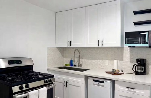 Greater East End Apartment | Cozy Suite on Wooding, 1-bedroom apartment in Houston