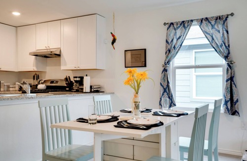 Southside House | Cozy Texas Escape Near SeaWorld San Antonio!