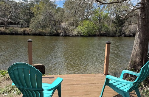 Elmaton Cabin | Cozy Waterfront Cabin Minutes from the Beach