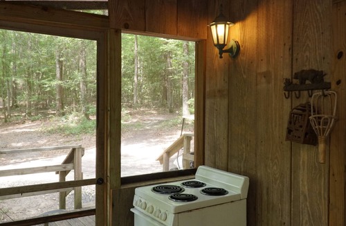 Nacogdoches Cabin | Creek Cabin - A secluded, creekside paradise at Stag Leap Cabins!