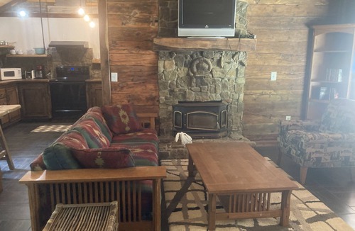 Huntsville Cabin | Custom craftsman cabin overlooking the Kings river.