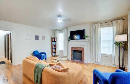Highland Historic District House | Cute and close to festival plaza