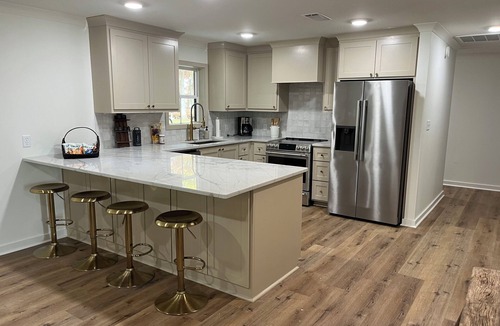 St. Joseph House | Cypress Haven - Completely remodeled, luxury lake front house on Lake Bruin