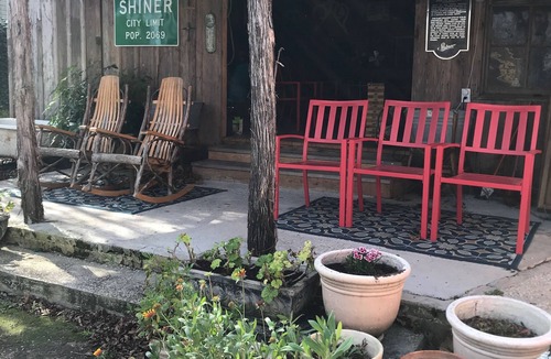 Shiner House | Czech Me Inn, located 4 blocks from Spoetzl Brewery