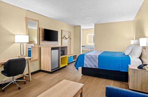 Lafayette Hotel | Days Inn by Wyndham Lafayette Near Lafayette Airport