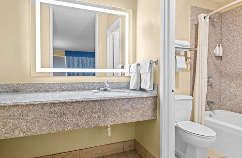 Lafayette Hotel | Days Inn by Wyndham Lafayette Near Lafayette Airport