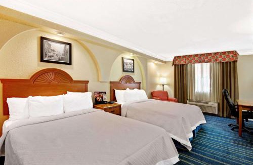 North San Antonio - SAT Hotel | Days Inn by Wyndham San Antonio Airport