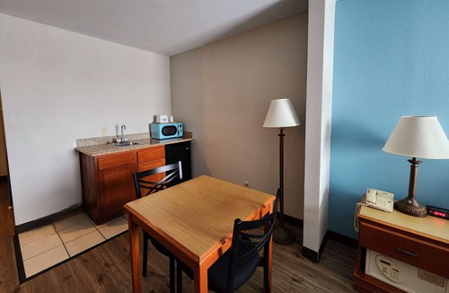 Thibodaux Hotel | Days Inn & Suites by Wyndham Thibodaux