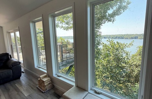Eddyville House | Deer Run on Eddy Bay 4 bd , 3 bath luxury lake living!