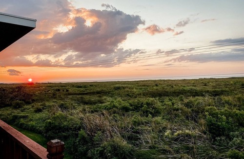 Cypremort Point Cabin | Delightful Top Cabin with Amazing Views from the Deck in Louisiana
