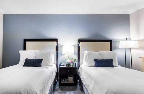 Central Business District Hotel | Deluxe 2 Double Beds, Riverfront Hotel – Ideal for Groups & Families