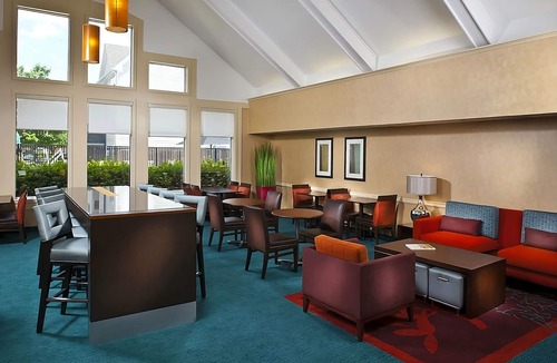 Homewood Hotel | Deluxe Suite with Pool Access | 1 King Bed | Near Vulcan Park Museum