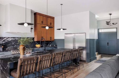 Lower Garden District House | Designer Home 1 Block to magazine| Heated Pool/Spa