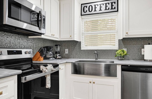 Houston House | Designer’s home- Medical Center, Galleria, NRG. Lilly’s Maison 5