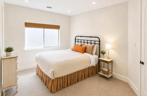 Horseshoe Bay West House | Diagonal Dreams Lake House and Concierge Services
