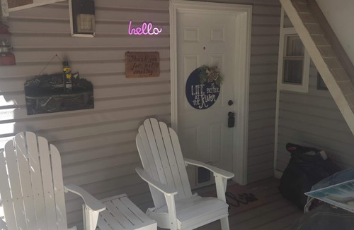Alleene House | Directly In Front Of Boat Ramp At Jack's Isle, Millwood Lake