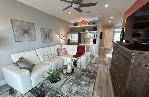 Red Fish Cove House | Directly on the beautiful Gulf Coast in Pointe West, Galveston, TX