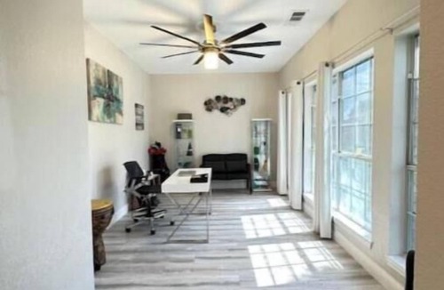 Lancaster House | Discover family fun @ our 4-bedroom Lancaster retreat, 15min drive to Dallas Zoo