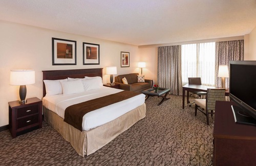 Lafayette Hotel | DoubleTree by Hilton Hotel Lafayette
