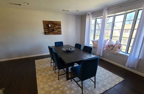 White Rock Hills House | Downtown Dallas, hike and bike, easy commute, White Rock lake, Arboretum,
