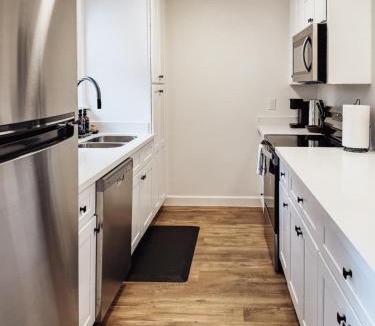 Biloxi House | Downtown Ocean Springs: Pool & Beach