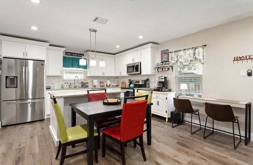 Tobin Hill House | Downtown/Tobin Hill - Walk to The Pearl, St. Mary's St, Riverwalk, Zoo and more