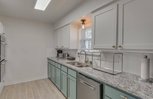 Garland House | Dream Vacation Home with Pool for Large Groups!
