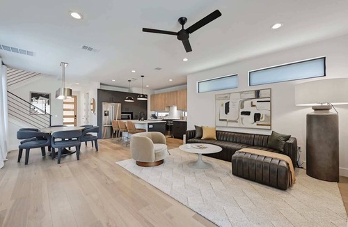 Holly House | East Austin 5BR w Private Pool, Rooftop & Views!