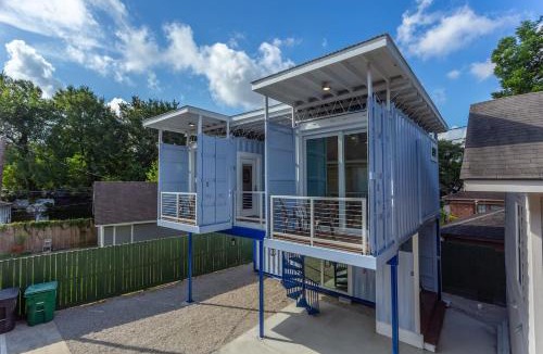 Greater East End Apartment | East Downtown Micro-luxe Container Living Pod #9