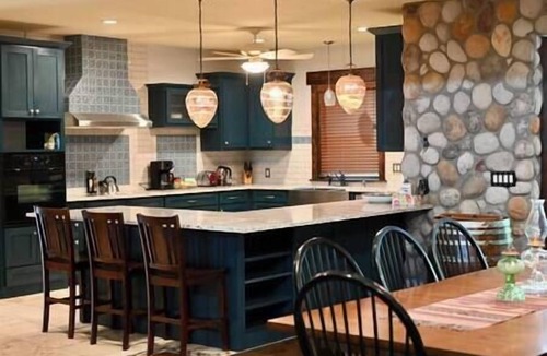 Hawkins House | East Texas Lake House Sleeps 10 Pet Friendly