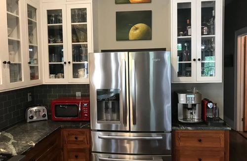 Carrollton House | Eclectically furnished home in the heart of NOLA