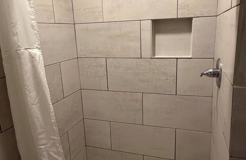Gonzales Hotel | Economy Inn