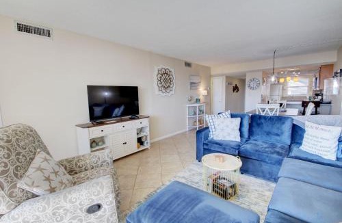 Pointe A La Hache Apartment | El Matador 168 - FREE TICKETS! Your stay includes free tickets to many area attractions!