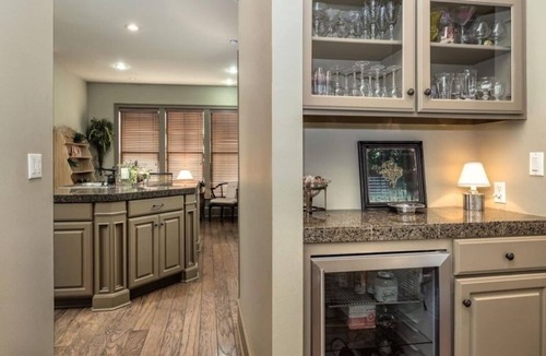 Ferndale House | Elegant 5-Bedroom Home in Little Rock