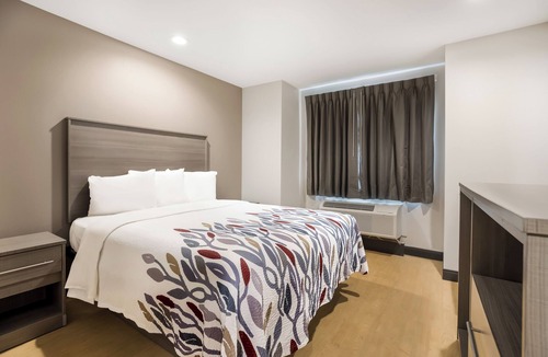 Sulphur Hotel | Enjoy a Hassle-Free and Suiting Stay! Free Onsite Parking, Pets Are Welcome!
