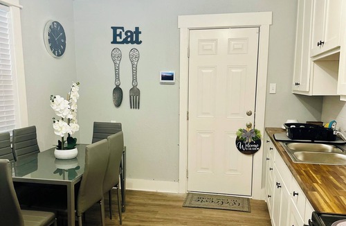 Caddo Heights-South Highlands House | "Enjoy Comfort in Every Stay"